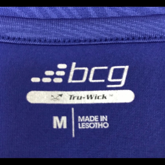 BCG Women’s V-Neck Royal Blue Short Sleeve Top  Medium - Picture 4 of 5